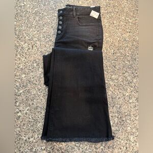 Women's Black High-Waisted Flare M Jeans by Maurices - 14R - NWT